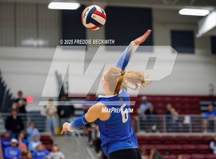 Thumbnail 2 in Gunter vs. Whitesboro (UIL 3A Volleyball Area Playoff) photogallery.