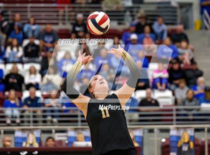 Thumbnail 3 in Gunter vs. Whitesboro (UIL 3A Volleyball Area Playoff) photogallery.