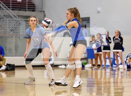 Thumbnail 3 in Gunter vs. Whitesboro (UIL 3A Volleyball Area Playoff) photogallery.