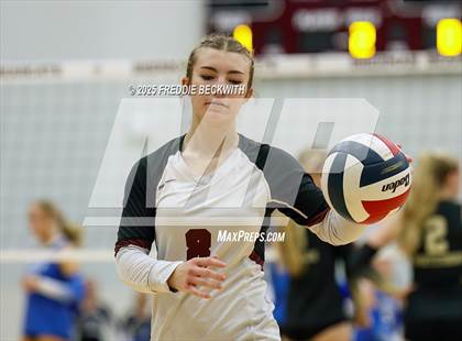 Thumbnail 3 in Gunter vs. Whitesboro (UIL 3A Volleyball Area Playoff) photogallery.