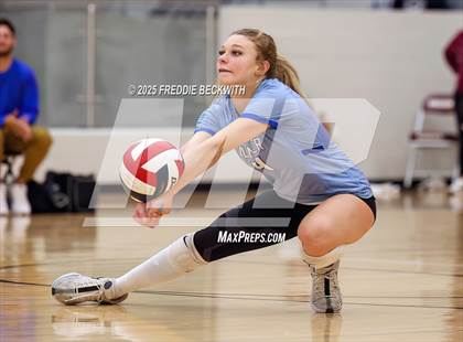 Thumbnail 1 in Gunter vs. Whitesboro (UIL 3A Volleyball Area Playoff) photogallery.