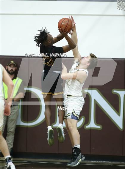 Thumbnail 3 in Oxnard @ St. Francis (CIF State DII Semifinal) photogallery.