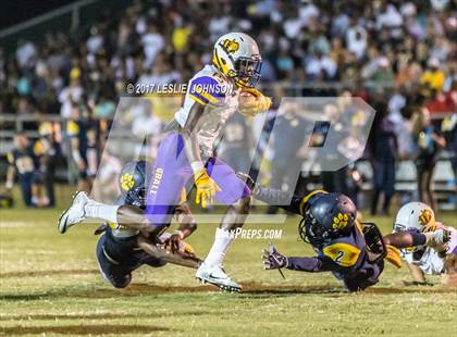 Thumbnail 2 in Ball @ La Marque photogallery.