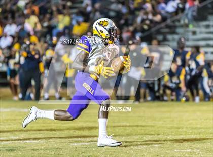 Thumbnail 2 in Ball @ La Marque photogallery.