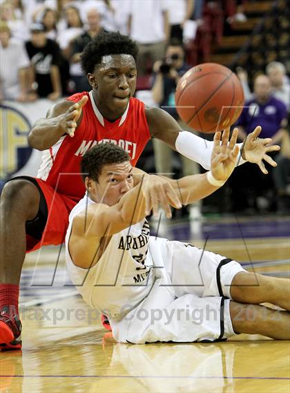 Thumbnail 2 in Mater Dei vs. Archbishop Mitty (CIF State Open Division Final) photogallery.