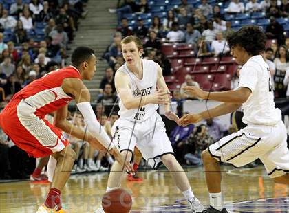 Thumbnail 1 in Mater Dei vs. Archbishop Mitty (CIF State Open Division Final) photogallery.