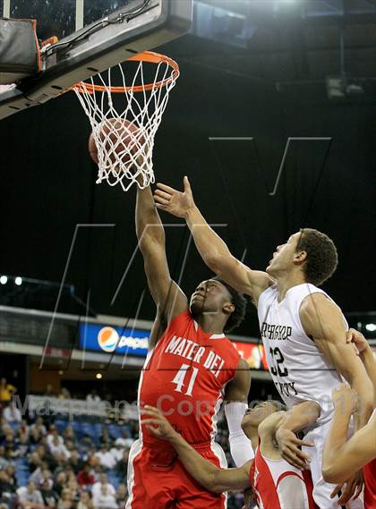 Thumbnail 2 in Mater Dei vs. Archbishop Mitty (CIF State Open Division Final) photogallery.