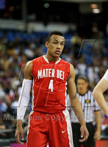 Thumbnail 1 in Mater Dei vs. Archbishop Mitty (CIF State Open Division Final) photogallery.