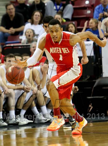 Thumbnail 1 in Mater Dei vs. Archbishop Mitty (CIF State Open Division Final) photogallery.