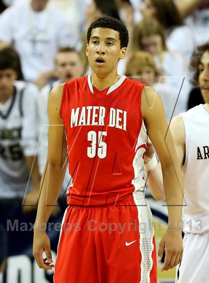 Thumbnail 1 in Mater Dei vs. Archbishop Mitty (CIF State Open Division Final) photogallery.