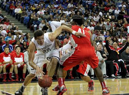 Thumbnail 2 in Mater Dei vs. Archbishop Mitty (CIF State Open Division Final) photogallery.