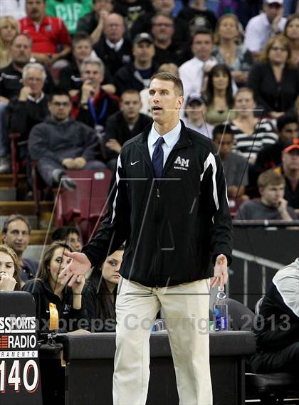 Thumbnail 3 in Mater Dei vs. Archbishop Mitty (CIF State Open Division Final) photogallery.