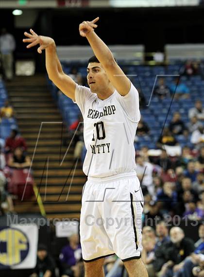 Thumbnail 2 in Mater Dei vs. Archbishop Mitty (CIF State Open Division Final) photogallery.