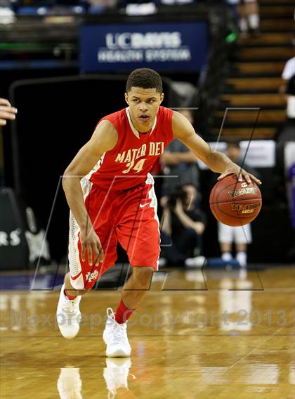 Thumbnail 2 in Mater Dei vs. Archbishop Mitty (CIF State Open Division Final) photogallery.