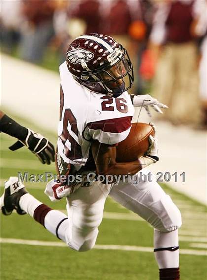 Thumbnail 2 in Horn vs. Rowlett (5A Region 2 Division 2 Area Playoff ) photogallery.