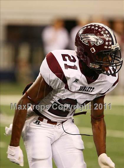 Thumbnail 2 in Horn vs. Rowlett (5A Region 2 Division 2 Area Playoff ) photogallery.