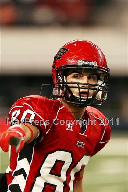Thumbnail 3 in Horn vs. Rowlett (5A Region 2 Division 2 Area Playoff ) photogallery.