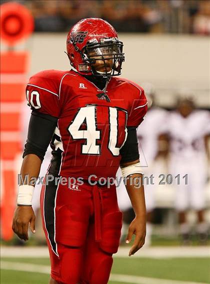 Thumbnail 1 in Horn vs. Rowlett (5A Region 2 Division 2 Area Playoff ) photogallery.