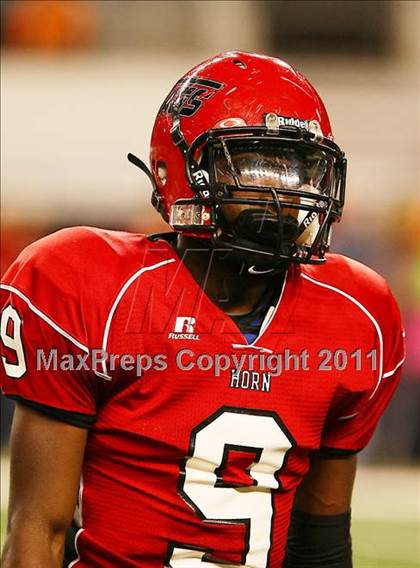 Thumbnail 2 in Horn vs. Rowlett (5A Region 2 Division 2 Area Playoff ) photogallery.