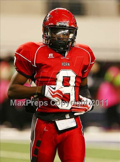 Thumbnail 2 in Horn vs. Rowlett (5A Region 2 Division 2 Area Playoff ) photogallery.