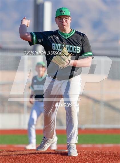 Thumbnail 1 in Bonneville vs Virgin Valley (Cactus Classic) photogallery.
