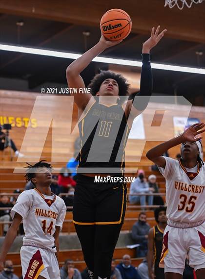 Thumbnail 3 in Hillcrest vs. Oak Cliff Faith Family Academy (Torrey Pines Holiday Classic) photogallery.