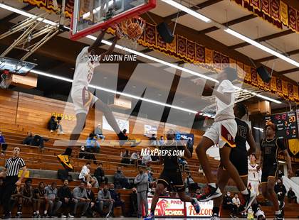 Thumbnail 1 in Hillcrest vs. Oak Cliff Faith Family Academy (Torrey Pines Holiday Classic) photogallery.