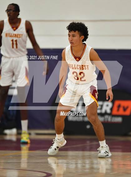 Thumbnail 1 in Hillcrest vs. Oak Cliff Faith Family Academy (Torrey Pines Holiday Classic) photogallery.