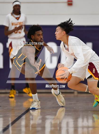 Thumbnail 2 in Hillcrest vs. Oak Cliff Faith Family Academy (Torrey Pines Holiday Classic) photogallery.