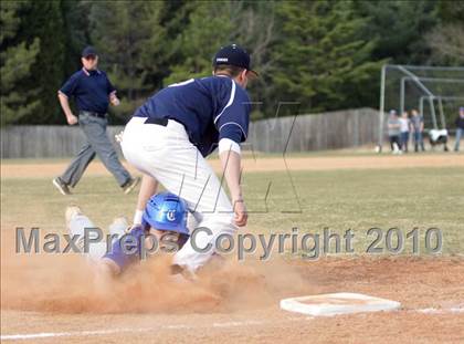 Thumbnail 3 in Forsyth Country Day vs. Charlotte Christian photogallery.