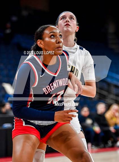 Thumbnail 3 in Brentwood School vs. Rancho Christian (CIF SS DIV 1 Championship) photogallery.