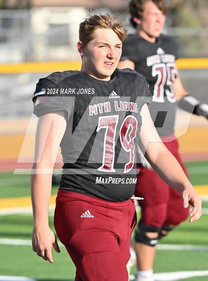 Thumbnail 3 in Red Mountain vs. Highland (Scrimmage at Mountain Pointe) photogallery.