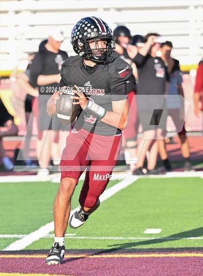 Thumbnail 1 in Red Mountain vs. Highland (Scrimmage at Mountain Pointe) photogallery.