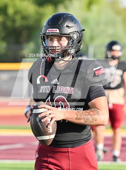 Thumbnail 3 in Red Mountain vs. Highland (Scrimmage at Mountain Pointe) photogallery.