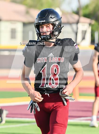 Thumbnail 2 in Red Mountain vs. Highland (Scrimmage at Mountain Pointe) photogallery.