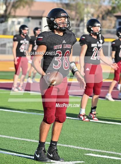 Thumbnail 3 in Red Mountain vs. Highland (Scrimmage at Mountain Pointe) photogallery.