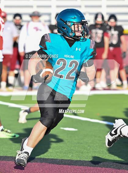 Thumbnail 2 in Red Mountain vs. Highland (Scrimmage at Mountain Pointe) photogallery.