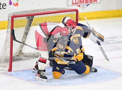 Thumbnail 1 in East Haven vs. Cheshire (CIAC DII Final) photogallery.