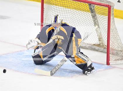 Thumbnail 3 in East Haven vs. Cheshire (CIAC DII Final) photogallery.