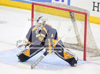 Thumbnail 1 in East Haven vs. Cheshire (CIAC DII Final) photogallery.