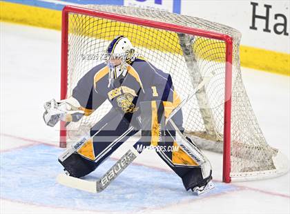 Thumbnail 1 in East Haven vs. Cheshire (CIAC DII Final) photogallery.