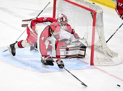 Thumbnail 1 in East Haven vs. Cheshire (CIAC DII Final) photogallery.