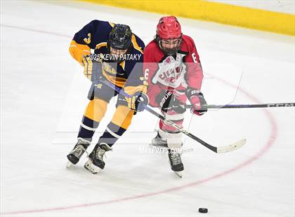 Thumbnail 1 in East Haven vs. Cheshire (CIAC DII Final) photogallery.
