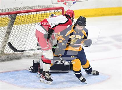 Thumbnail 3 in East Haven vs. Cheshire (CIAC DII Final) photogallery.