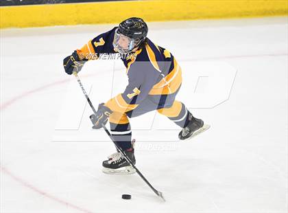 Thumbnail 3 in East Haven vs. Cheshire (CIAC DII Final) photogallery.