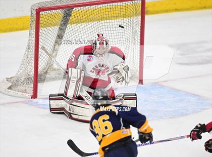 Thumbnail 3 in East Haven vs. Cheshire (CIAC DII Final) photogallery.