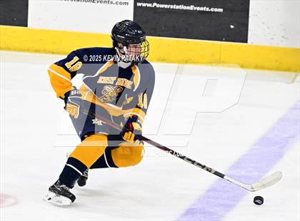 Thumbnail 1 in East Haven vs. Cheshire (CIAC DII Final) photogallery.