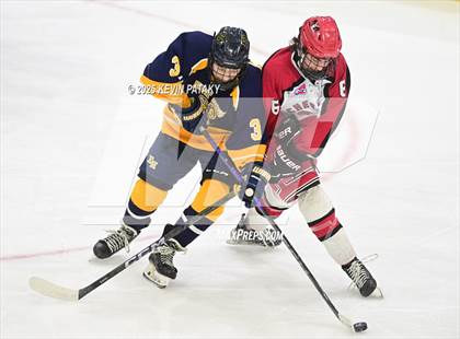 Thumbnail 3 in East Haven vs. Cheshire (CIAC DII Final) photogallery.