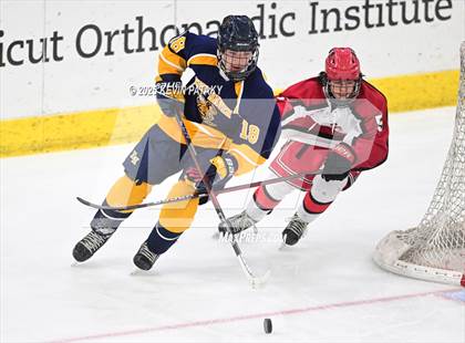 Thumbnail 3 in East Haven vs. Cheshire (CIAC DII Final) photogallery.