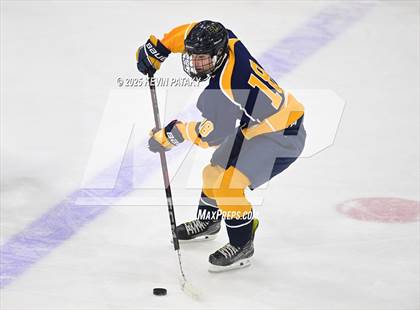 Thumbnail 1 in East Haven vs. Cheshire (CIAC DII Final) photogallery.